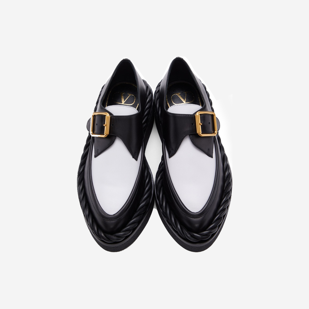 Faded neckline shoes